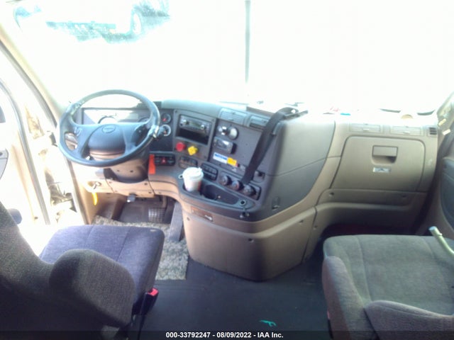 2015 FREIGHTLINER CASCADIA 125 VIN: 1FUGGLDV4FLGF4113