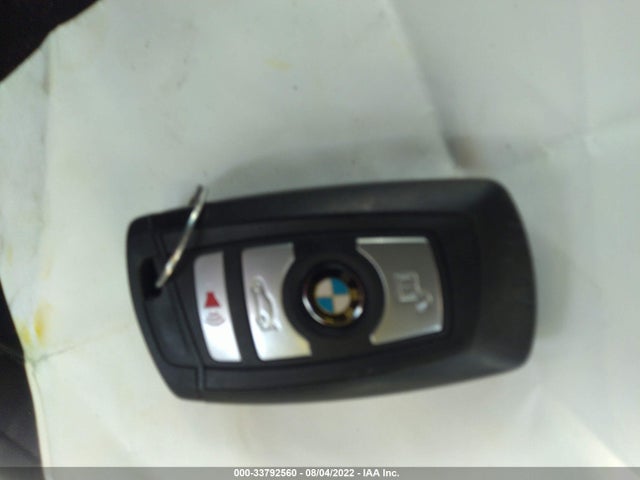 BMW 3 Series 320i Xdrive 2018 WBA8E5G5XJNU47536 Image 3