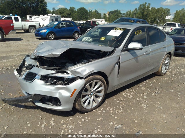 BMW 3 Series 320i Xdrive 2018 WBA8E5G5XJNU47536 Image 2