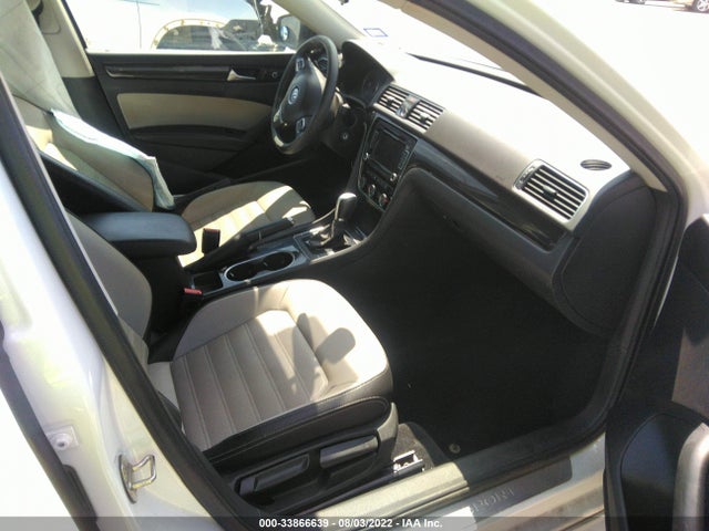 1VWBT7A38FC021426 Volkswagen Passat 1.8t Sport