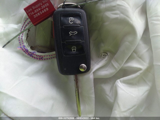 2014 VOLKSWAGEN JETTA SEDAN SE W/CONNECTIVITY VIN: 3VWD07AJ6EM400440