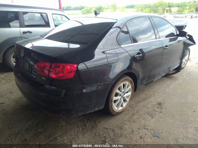 2014 VOLKSWAGEN JETTA SEDAN SE W/CONNECTIVITY VIN: 3VWD07AJ6EM400440