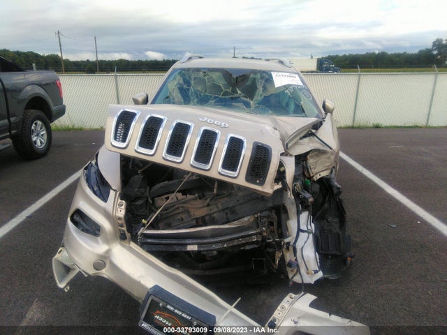 1C4PJLCB4EW299121 Jeep Cherokee Latitude