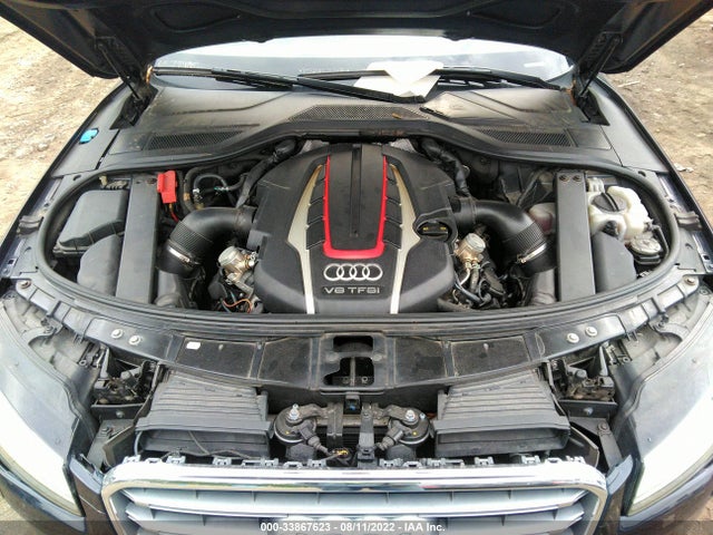 2014 Audi A8, VIN: WAUD2AFD9EN005748