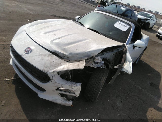 JC1NFAEK5H0104996 Fiat 124 Spider Lusso