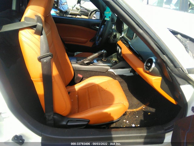 JC1NFAEK5H0104996 Fiat 124 Spider Lusso