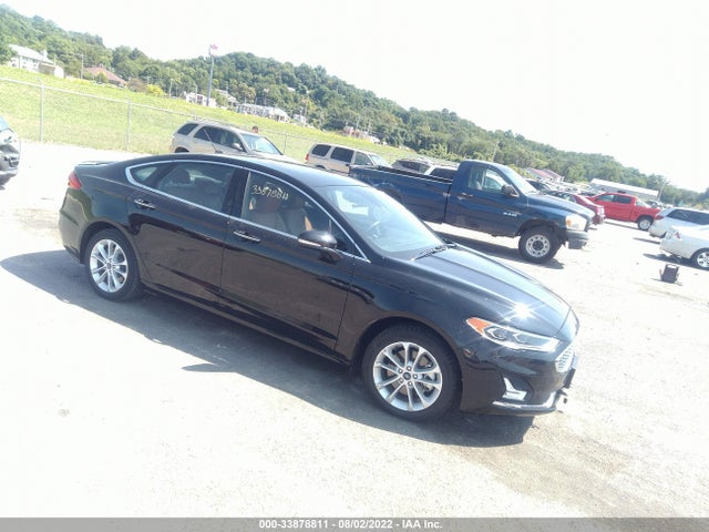 2020 Ford Fusion, VIN: 3FA6P0SU7LR132284