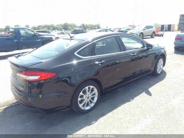 2020 Ford Fusion, VIN: 3FA6P0SU7LR132284