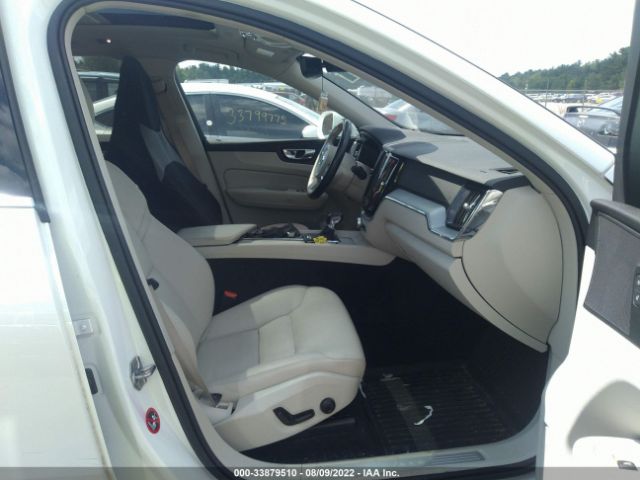 YV4102RK1J1034459 Volvo Xc60 T5 Momentum