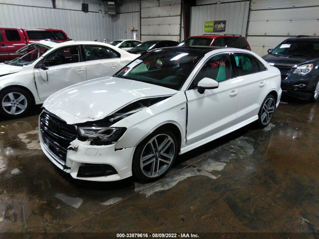 Audi A3 Sedan Premium Plus 2018 WAUJ8GFF7J1029103 Image 2