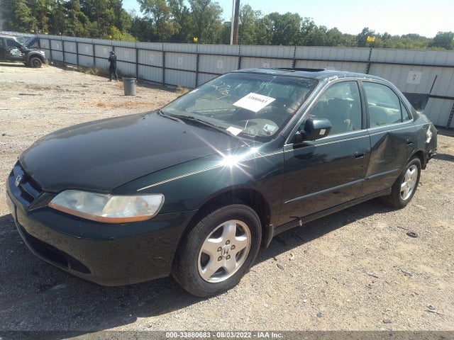 2000 HONDA ACCORD SDN EX W/LEATHER VIN: 1HGCG1652YA072522