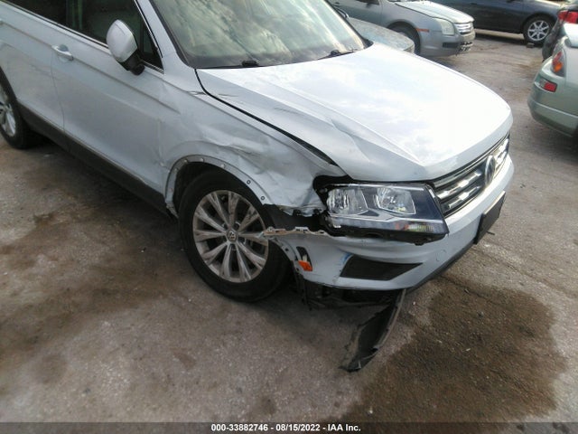 3VV2B7AX1JM053944 Volkswagen Tiguan Sel/se