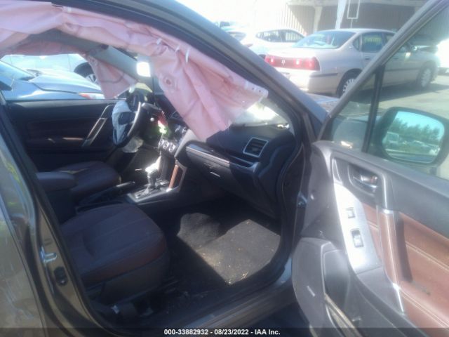 JF2SJAWCXJH545866 Subaru Forester Touring