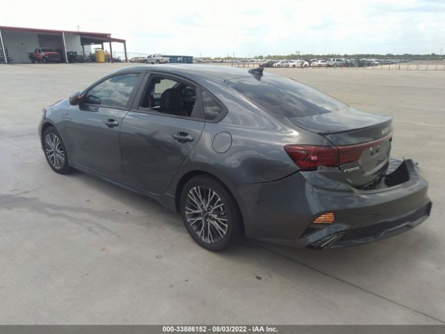 3KPF54AD3NE439650 KIA Forte Gt-line
