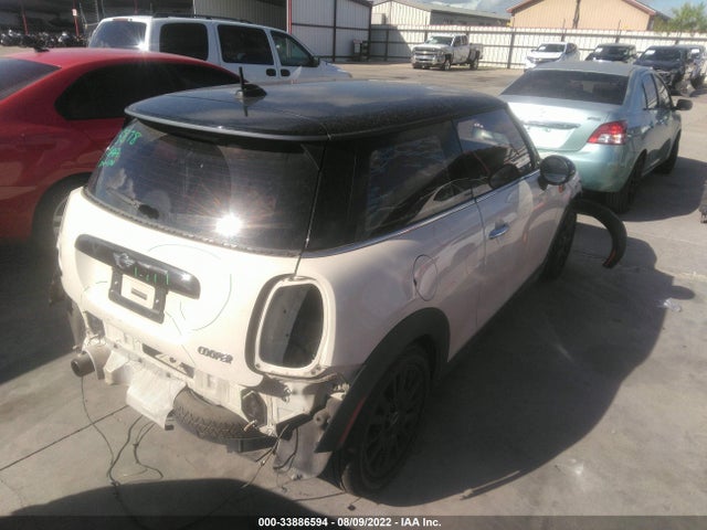 2016 Mini Cooper, VIN: WMWXP5C57G2D14113