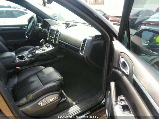 2013 PORSCHE CAYENNE WP1AA2A28DLA13000 Photo 4