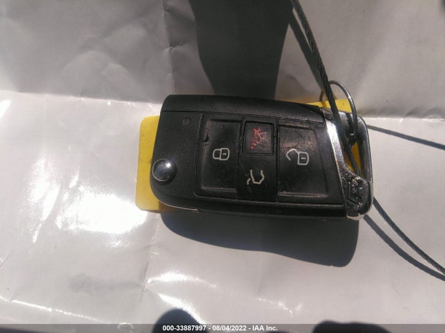 2018 Volkswagen Golf R, VIN: WVWVF7AU5JW199222
