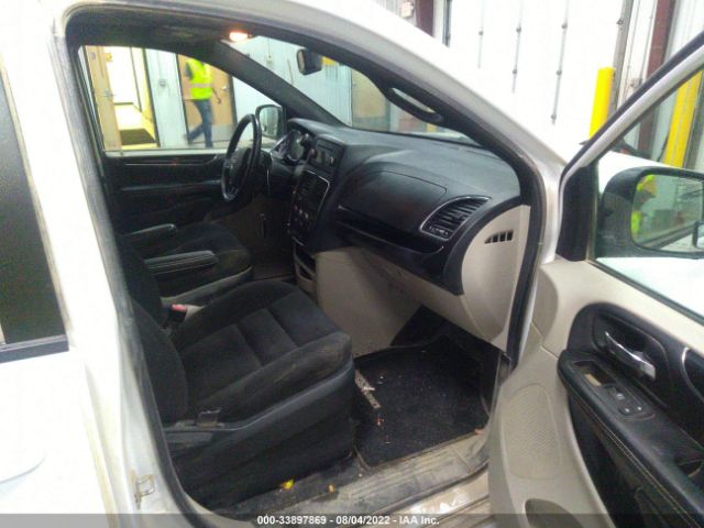 2C4RDGBG9HR597598 Dodge Grand Caravan Se Plus