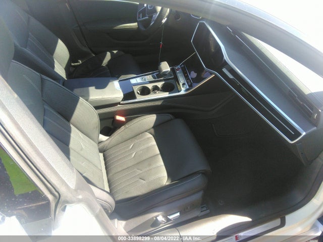 2022 Audi S7, VIN: WAUSFBF26NN029974