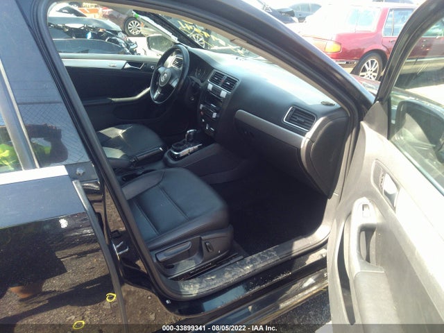 2013 VOLKSWAGEN JETTA SEDAN SE VIN: 3VWDP7AJ9DM204261