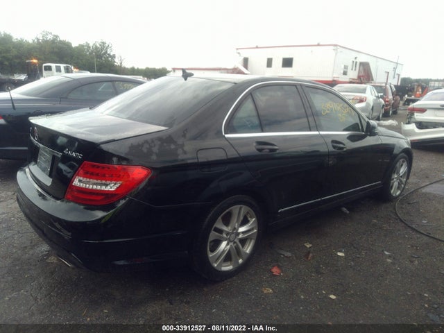 2013 MERCEDES-BENZ C-CLASS C 300 LUXURY VIN: WDDGF8ABXDR246167