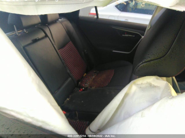 2021 Toyota RAV4, VIN: JTMEB3FVXMD029749