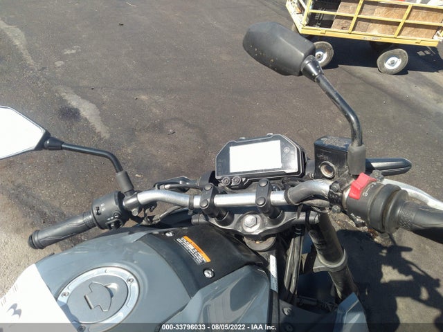 2021 YAMAHA MT-03 VIN: MH3RH20Y2MK005777