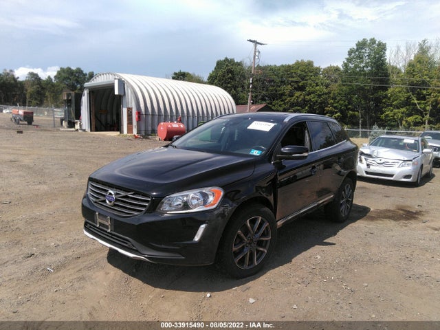 2016 Volvo XC60, VIN: YV4902RK7G2795857