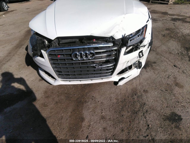 2015 Audi S8, VIN: WAUK2AFD1FN031530