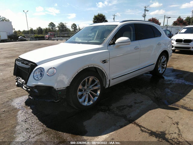 2017 Bentley Bentayga, VIN: SJAAC2ZV7HC015743