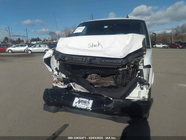 2018 Chevrolet Express, VIN: 1GCWGAFP8J1335809
