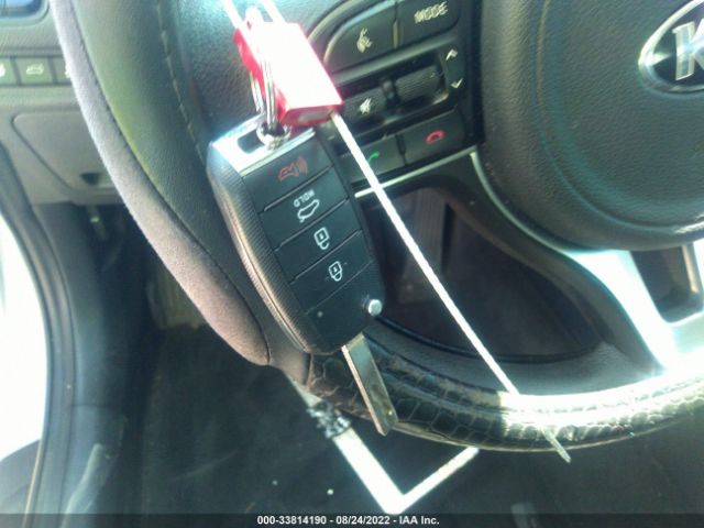 5XXGT4L33JG261769 KIA Optima Lx