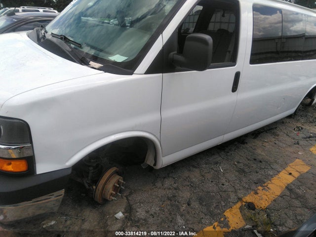 2018 Chevrolet Express, VIN: 1GAZGPFG4J1271681