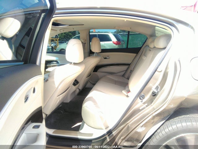 2016 Acura RLX, VIN: JH4KC1F51GC000881