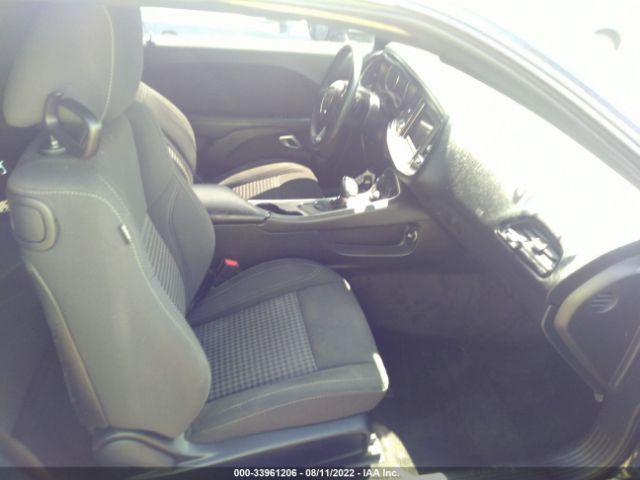 2C3CDZAG0JH228101 Dodge Challenger Sxt