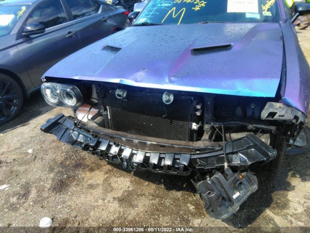 2C3CDZAG0JH228101 Dodge Challenger Sxt