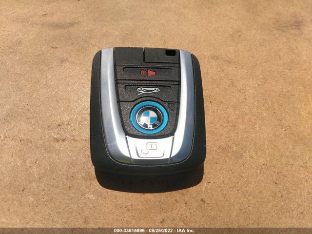 2015 BMW i8, VIN: WBY2Z2C51FV674430