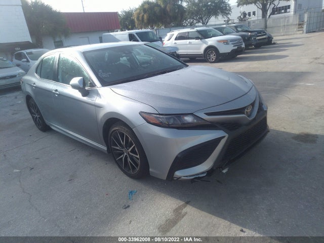 2022 Toyota Camry, VIN: 4T1G11AK2NU663180