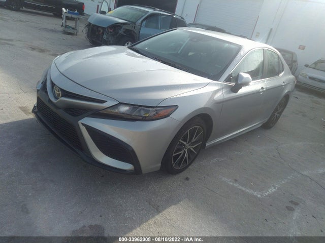 2022 Toyota Camry, VIN: 4T1G11AK2NU663180