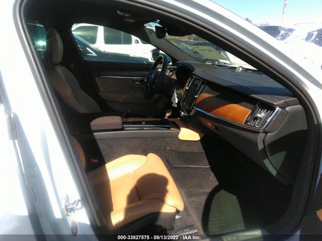 2018 Volvo S90, VIN: LVY992ML2JP038697