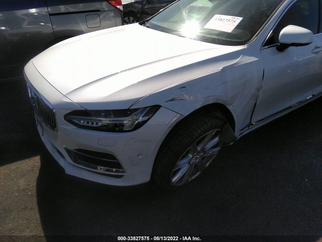 2018 Volvo S90, VIN: LVY992ML2JP038697