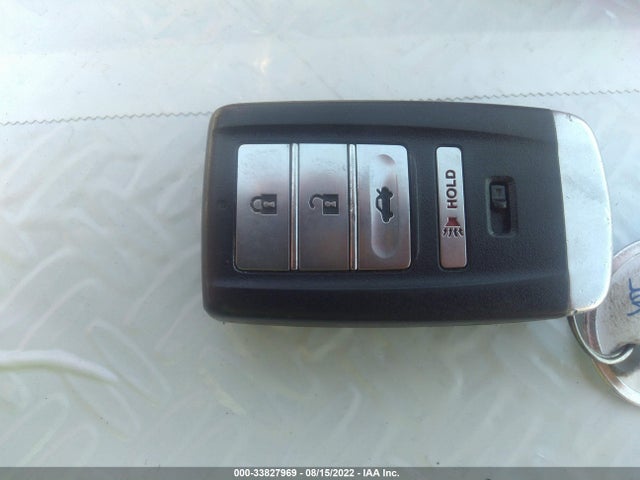 2016 Acura ILX, VIN: 19UDE2F86GA002482