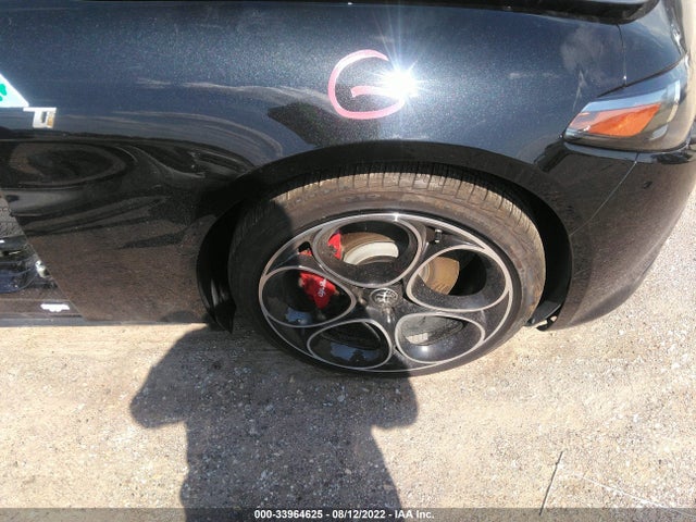 2022 Alfa Romeo Giulia, VIN: ZARFAMBN3N7656608