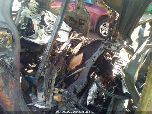 Toyota SIENNA LE 2021 5TDBSKFC0MS023393 Image 8