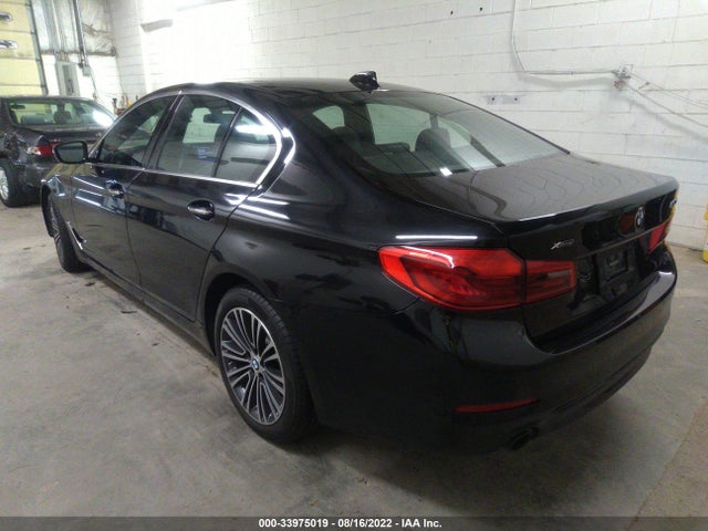 2018 BMW 5 Series, VIN: WBAJA7C55JWA72277
