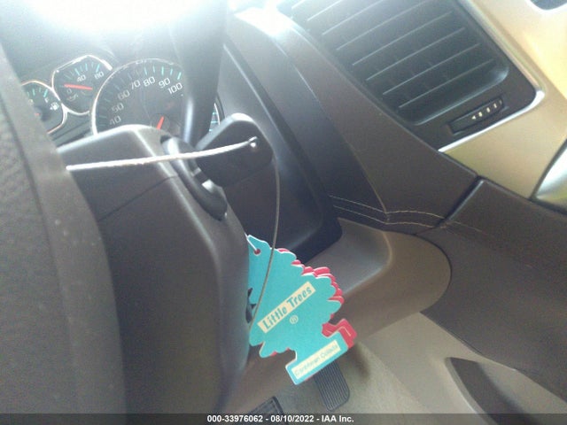 2015 Chevrolet Suburban, VIN: 1GNSCJKCXFR593164