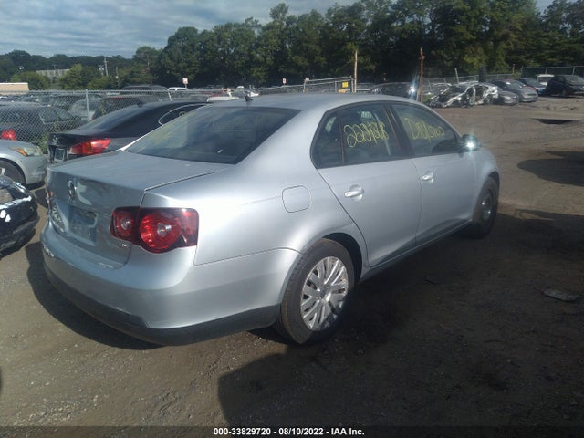 2010 VOLKSWAGEN JETTA SEDAN S VIN: 3VWJZ7AJ7AM093640
