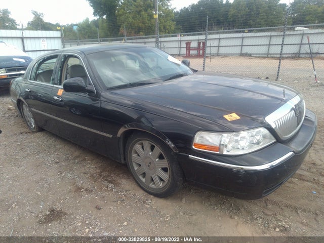 Lincoln Town Car Cartier 2003 1LNHM83W23Y617102 головне зображення