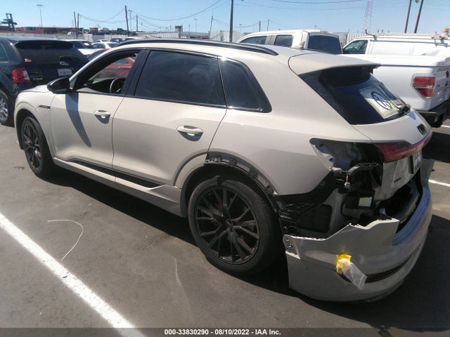 2022 Audi e-tron, VIN: WA1VABGE9NB022830