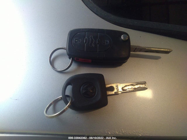 1999 VOLKSWAGEN NEW BEETLE GLS VIN: 3VWCC21C4XM463451